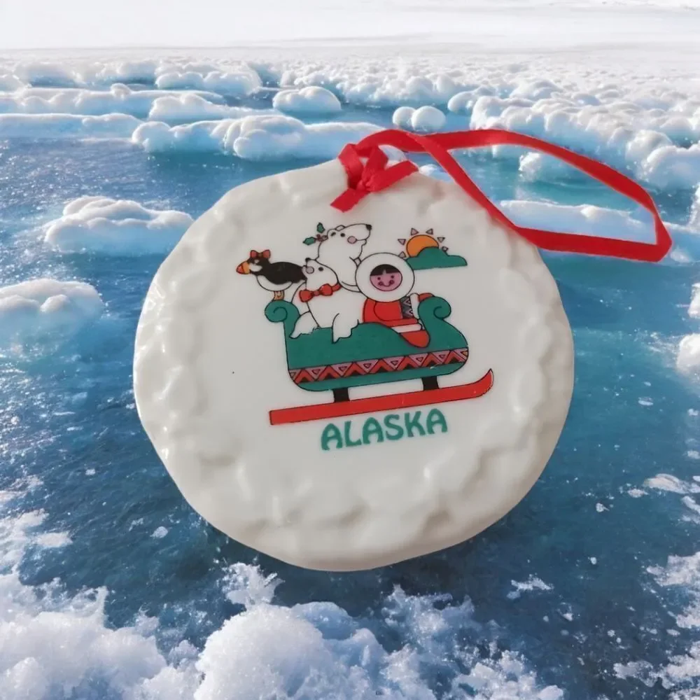 Alaska Porcelain Ornament Christmas Polar Bear Souvenir Vtg Holiday‎ Tree Decor